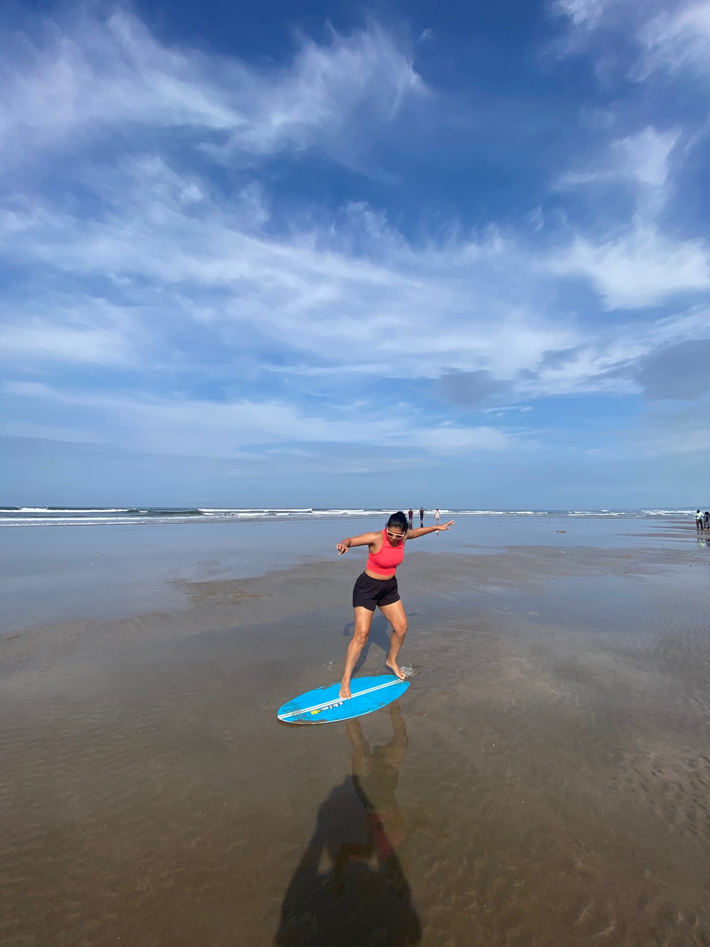 Skimboarding Workshop in Skimpool - Learn Basics of Skimboarding